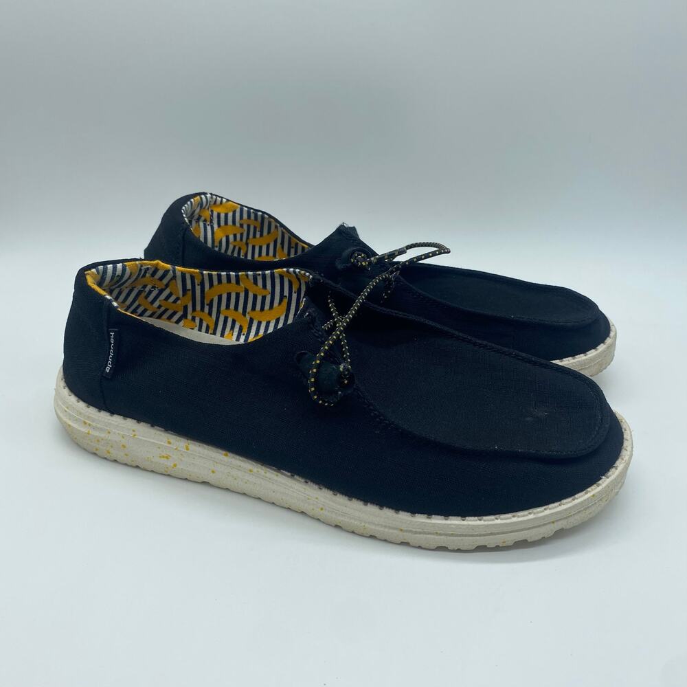 Hey Dude Black Bananas Canvas Wendy Slip-On Shoes Casual Minimalist Women size 8